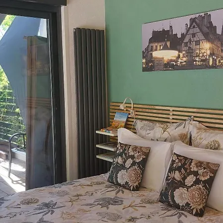 Le Jardin Des Ecureuils Apartment Dijon Room photo