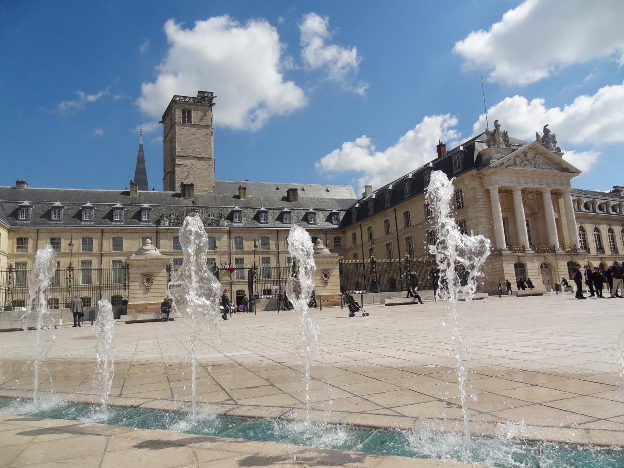 Apartment Le Jardin Des Ecureuils Dijon